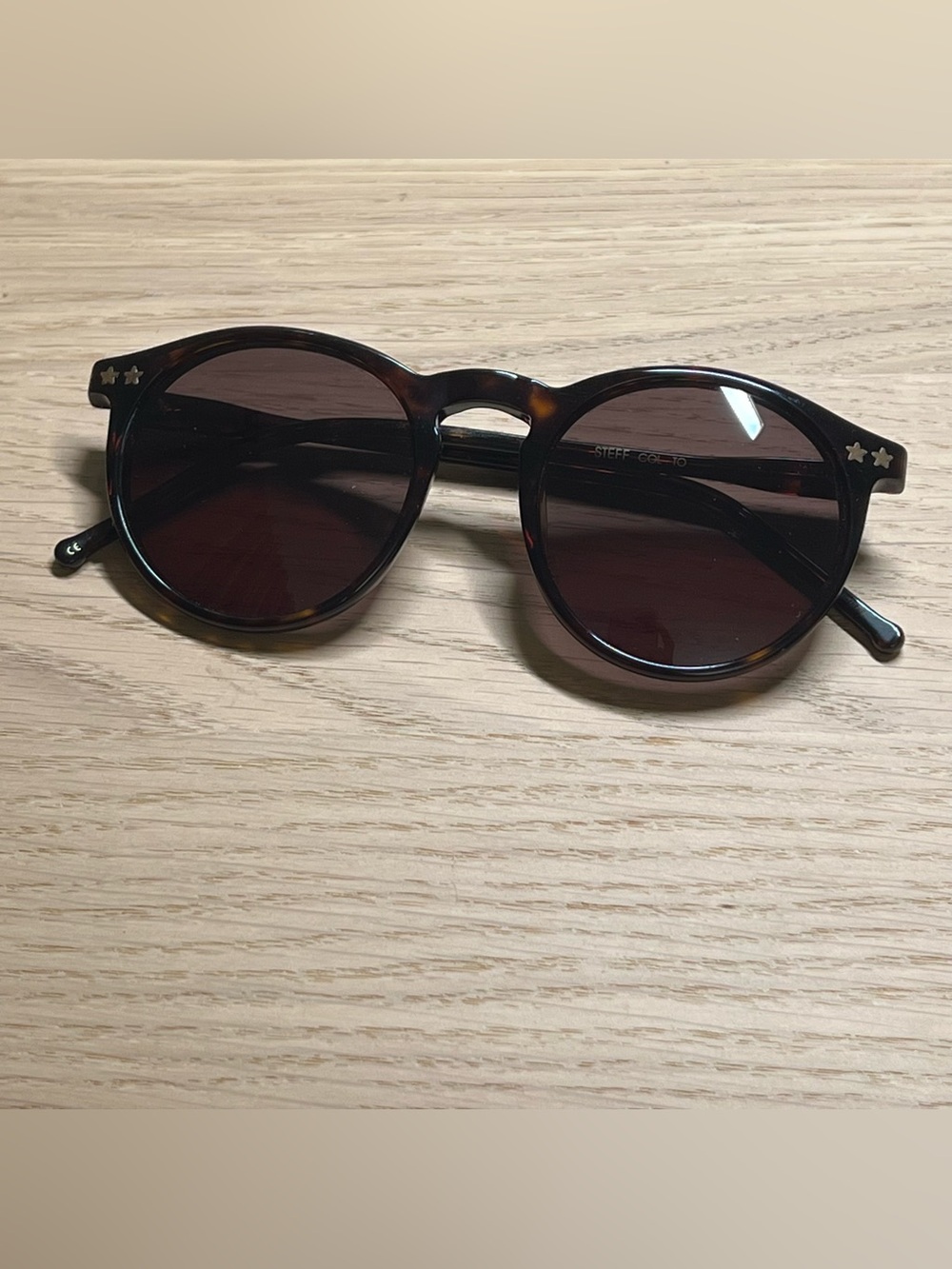 WILDFOX | Steff Col TO Round Tortoiseshell Sunglasses - Dark Brown Lenses